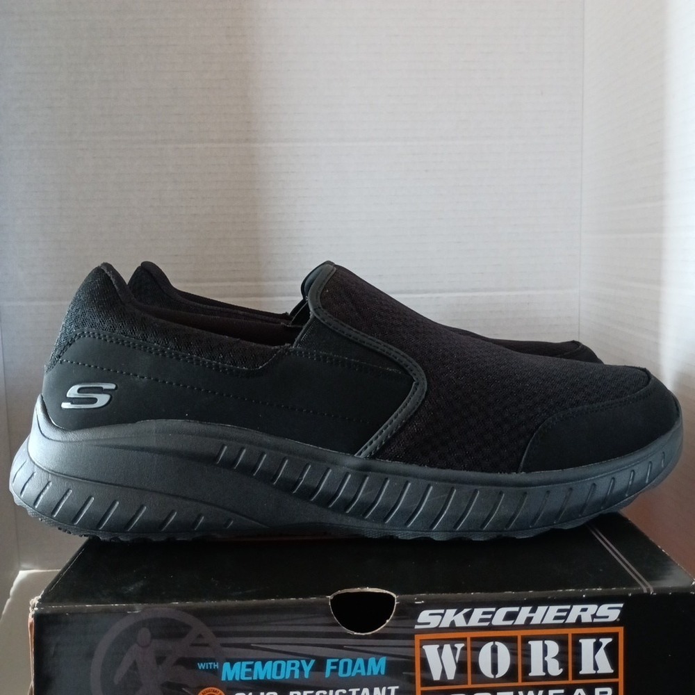 Skechers SlipOn Shoes Men's Size 13 Black Work Slip Resistant Memory Foam 200273